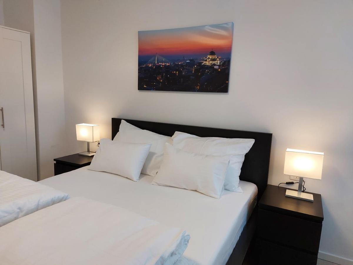 Apartment Vracar Belgrade, St Sava Church Park Esterno foto
